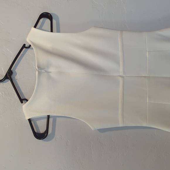 NWT KAREN MILLEN ITALIAN STRUCTURED WHITE DRESS - Picture 9 of 12